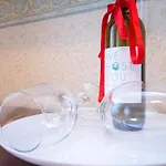 Domus Wi-fi Station By We Host Yuo 公寓