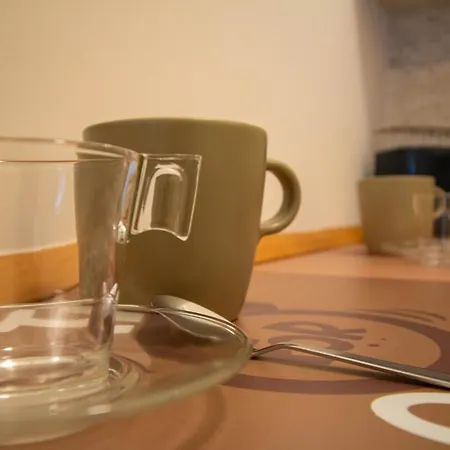 Apartment Domus Wi-fi Station By We Host Yuo