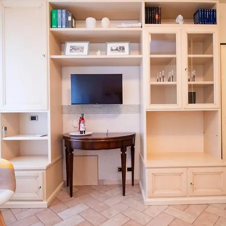Domus Wi-fi Station By We Host Yuo * Porto San Giorgio